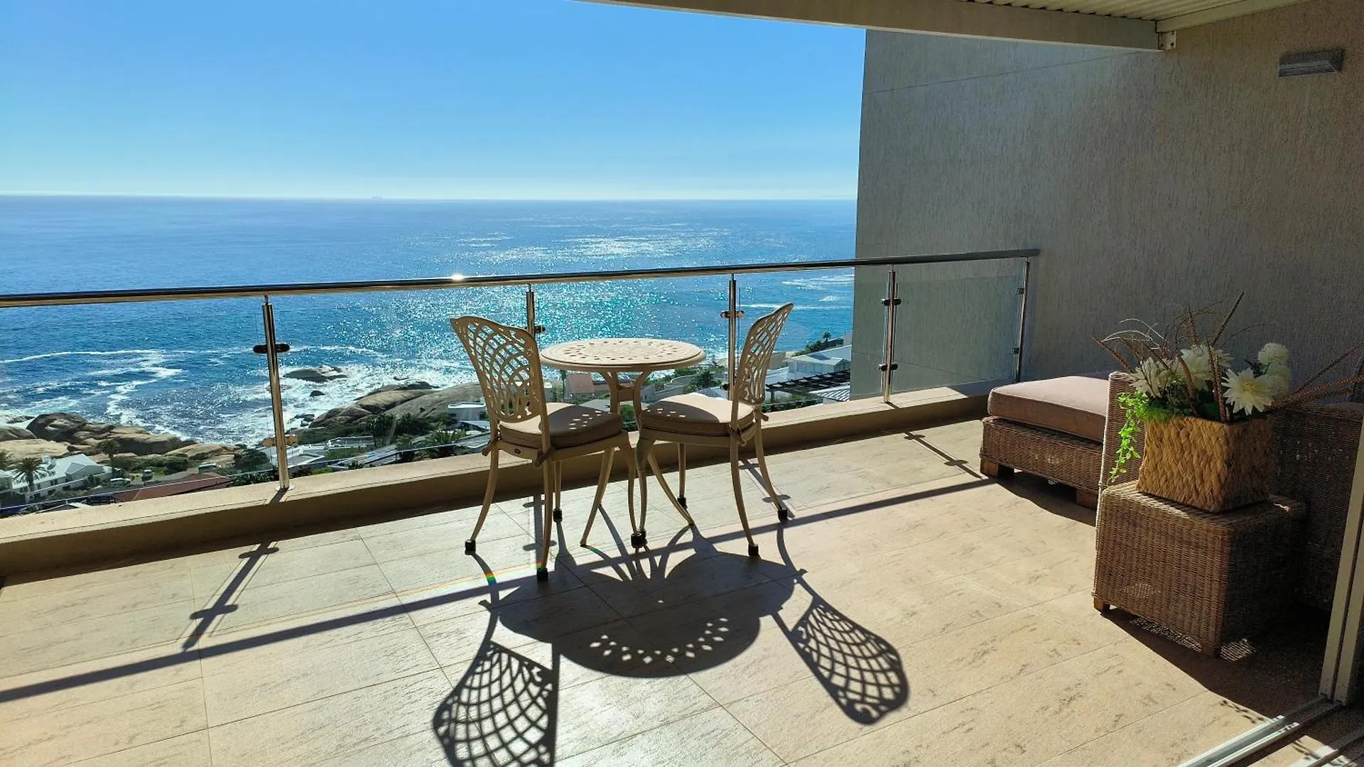 Casa Papale' Luxury Accommodation Kapstadt 0*,  Südafrika